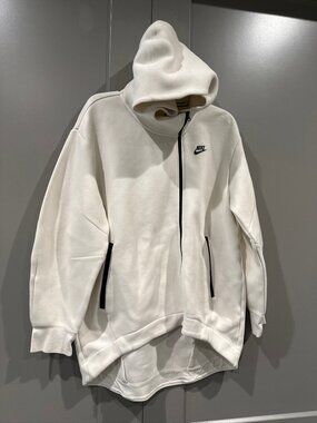 Size M  $165 Nike Asymmetric Tech Fleece Oversized Full Zip Hoodie Cape FB8243